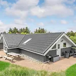 度假居 In Hvide Sande With Sauna *