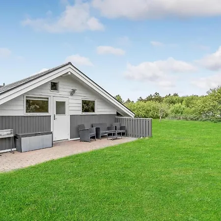 Pet Friendly In Hvide Sande With Sauna Hébergement de vacances Bjerregård