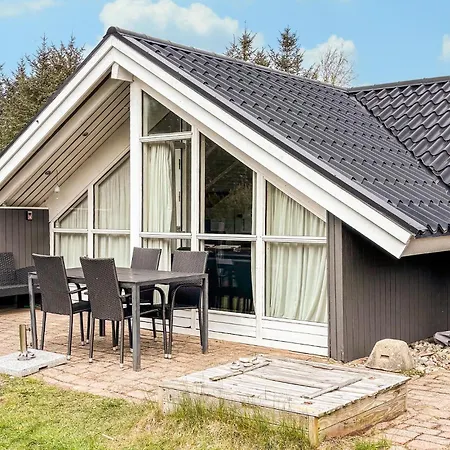 Сasa de vacaciones Pet Friendly In Hvide Sande With Sauna