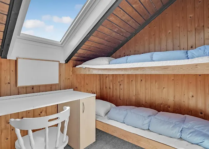 In Hvide Sande With Sauna Bjerregård